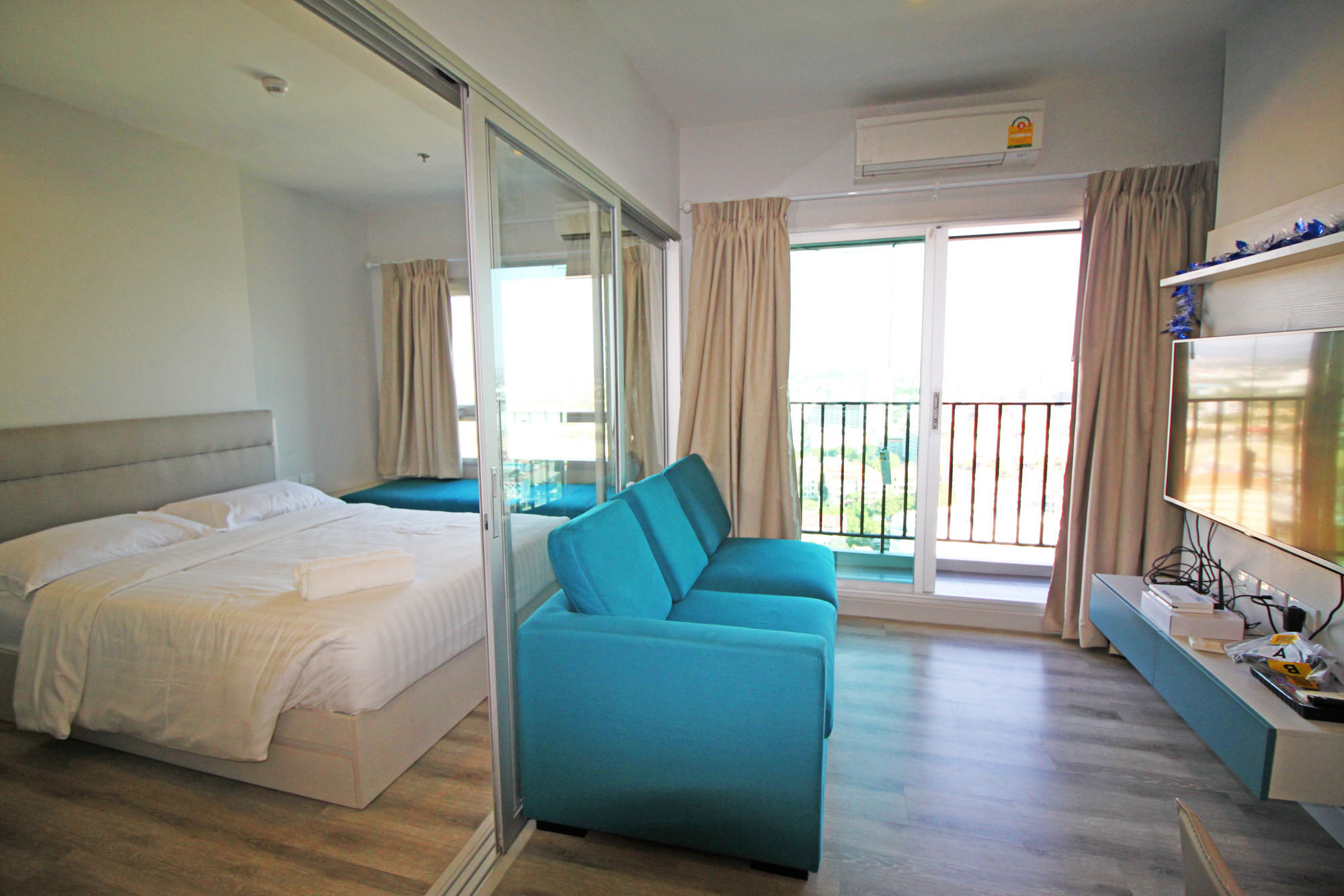 Centric Sea By Pattaya Holiday Bang Lamung Esterno foto