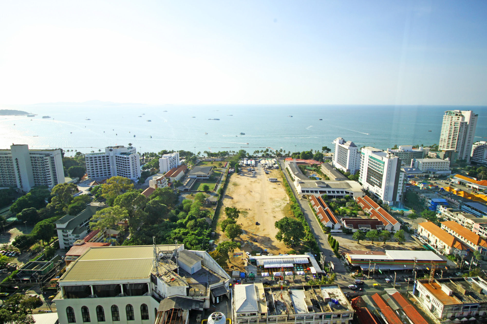 Centric Sea By Pattaya Holiday Bang Lamung Esterno foto
